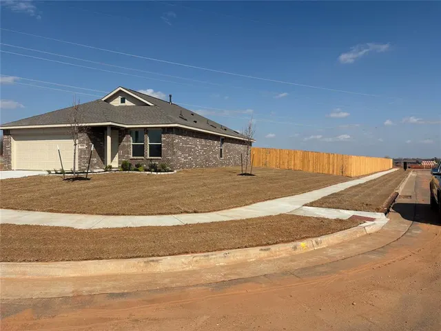 Photo 2 — 3732 Montage Boulevard, Mustang, OK 73064