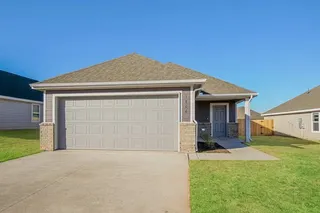 Sold home at 1806 Dogwood Drive