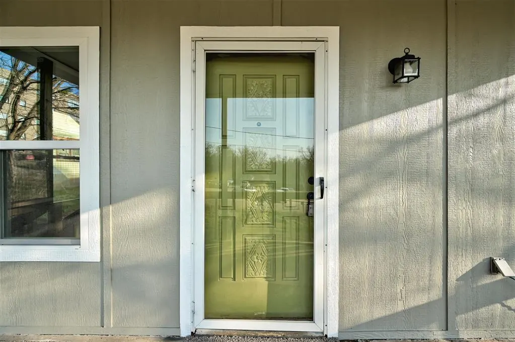 Photo 5 — 208 E 10th Street, Chandler, OK 74834