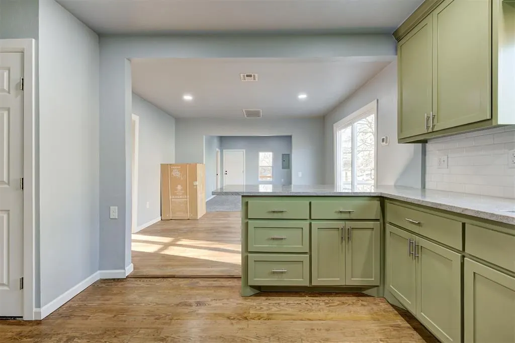 Photo 16 — 208 E 10th Street, Chandler, OK 74834
