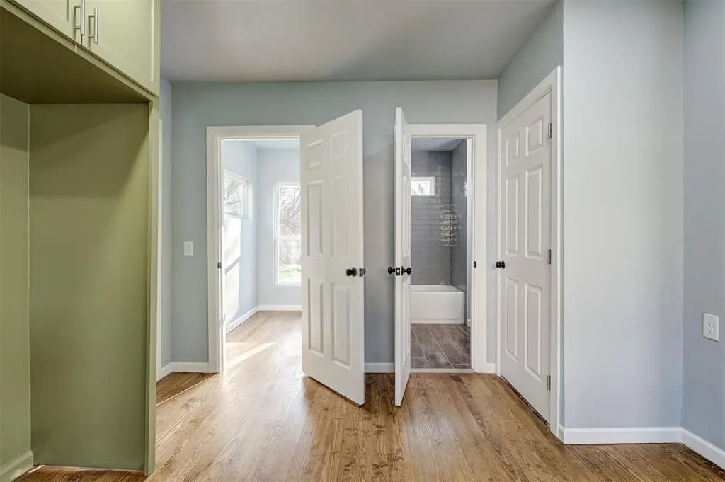 Photo 18 — 208 E 10th Street, Chandler, OK 74834