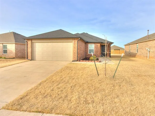 Front exterior — 1517 NW 112th Street, Oklahoma City, OK 73114