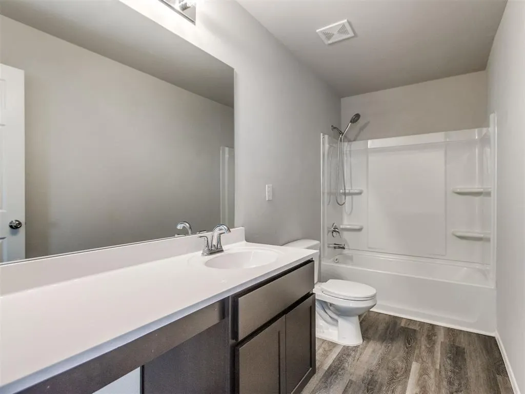 Photo 10 — 1517 NW 112th Street, Oklahoma City, OK 73114
