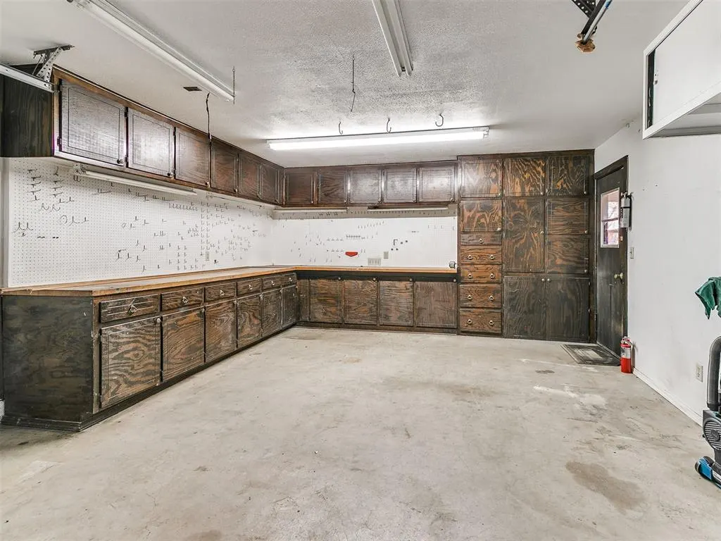 Photo 7 — 7601 NW 14th Street, Oklahoma City, OK 73127