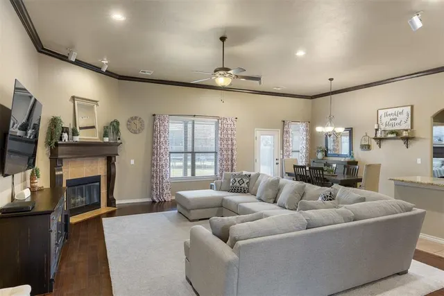 Photo 5 — 1433 Glenolde Place, Edmond, OK 73003
