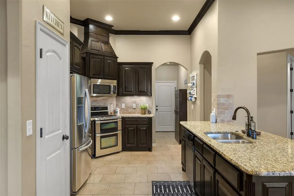 Photo 9 — 1433 Glenolde Place, Edmond, OK 73003