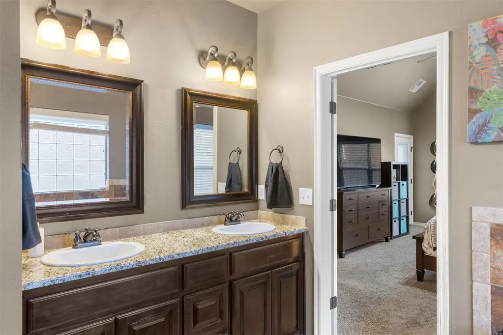 Photo 21 — 1433 Glenolde Place, Edmond, OK 73003