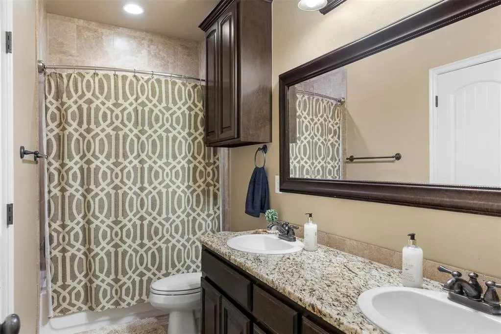 Photo 32 — 1433 Glenolde Place, Edmond, OK 73003