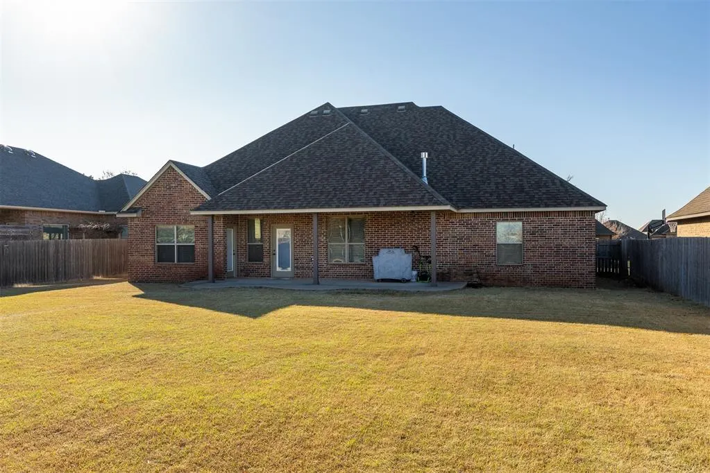 Photo 36 — 1433 Glenolde Place, Edmond, OK 73003