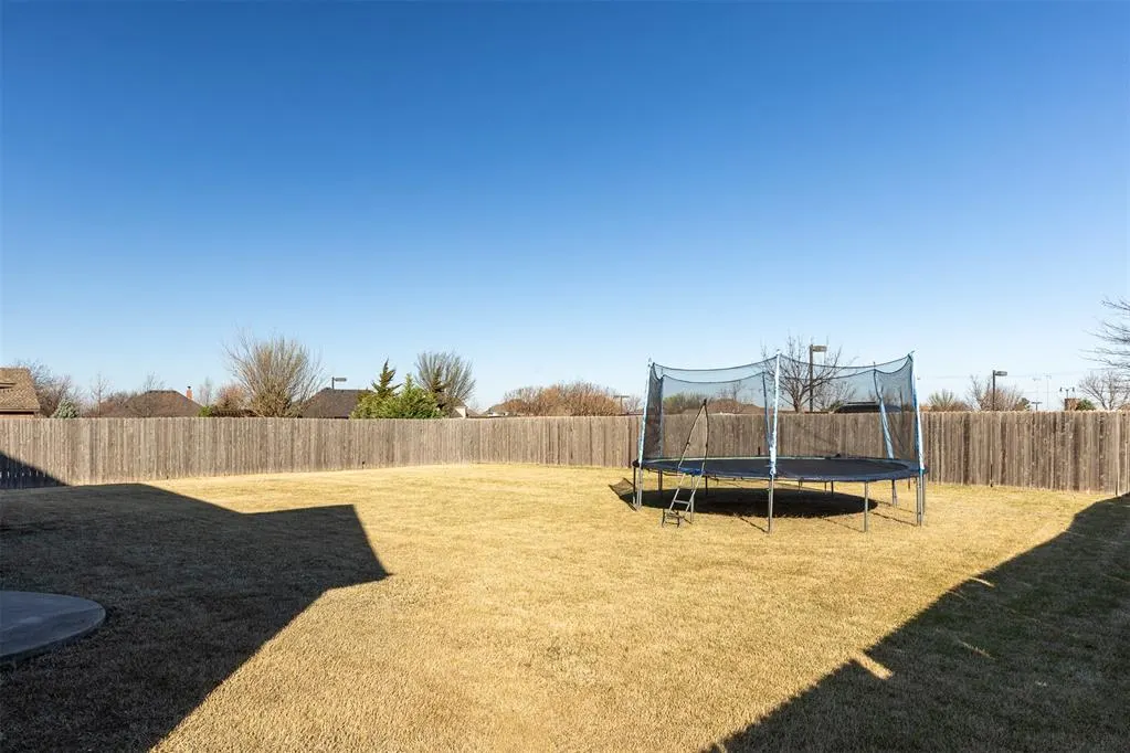 Photo 37 — 1433 Glenolde Place, Edmond, OK 73003