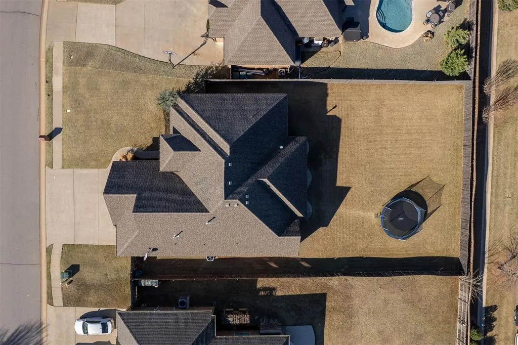 Photo 38 — 1433 Glenolde Place, Edmond, OK 73003
