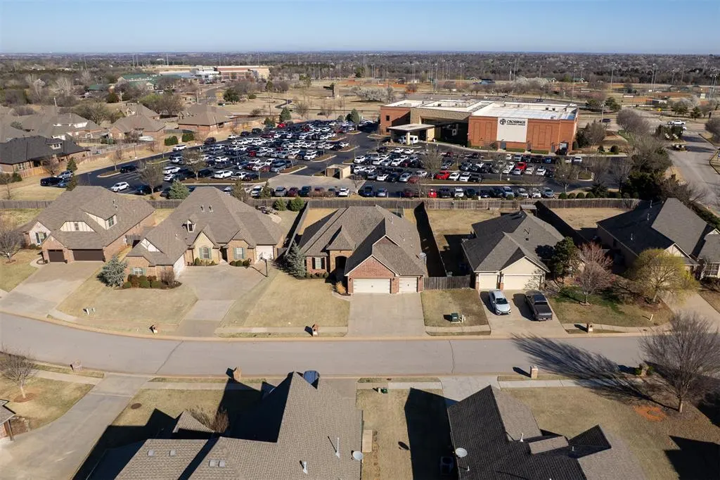 Photo 39 — 1433 Glenolde Place, Edmond, OK 73003
