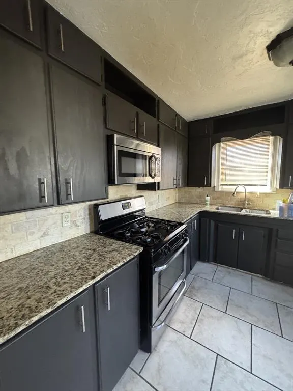 Photo 8 — 3001 NW 44th Street, Oklahoma City, OK 73112
