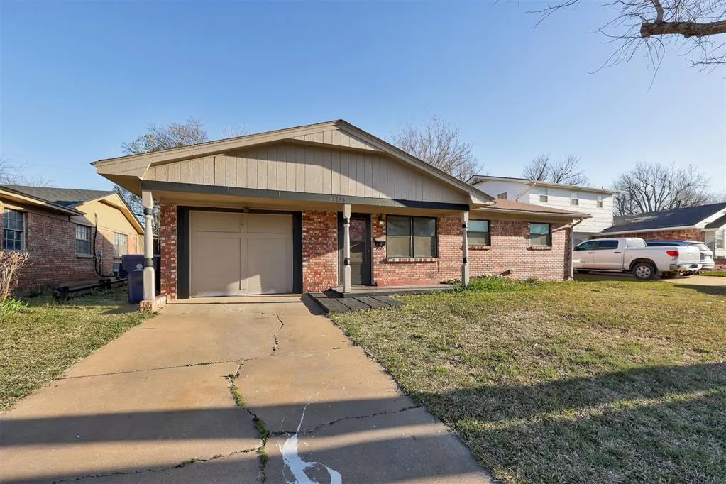 Photo 3 — 1433 NW 104th Terrace, Oklahoma City, OK 73114
