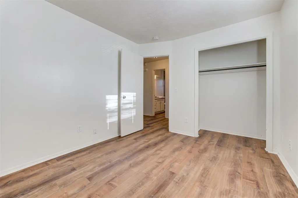 Photo 21 — 1433 NW 104th Terrace, Oklahoma City, OK 73114