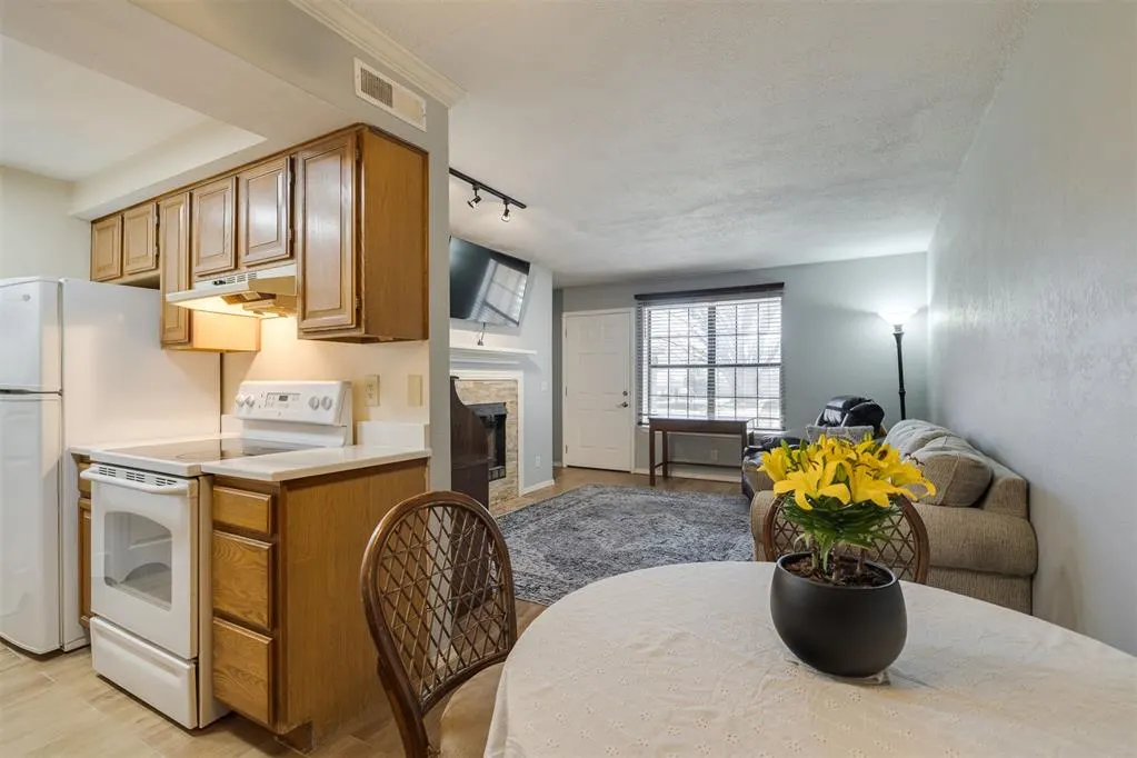 Photo 9 — 11130 N Stratford Drive 315, Oklahoma City, OK 73120