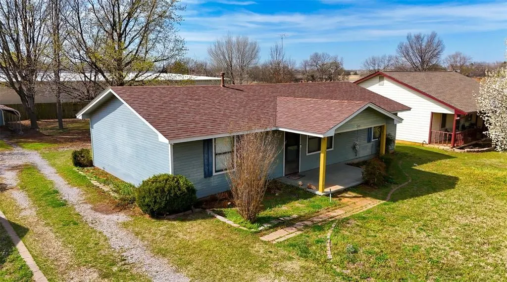 Photo 11 — 405 N Missouri Street, Elmore City, OK 73433