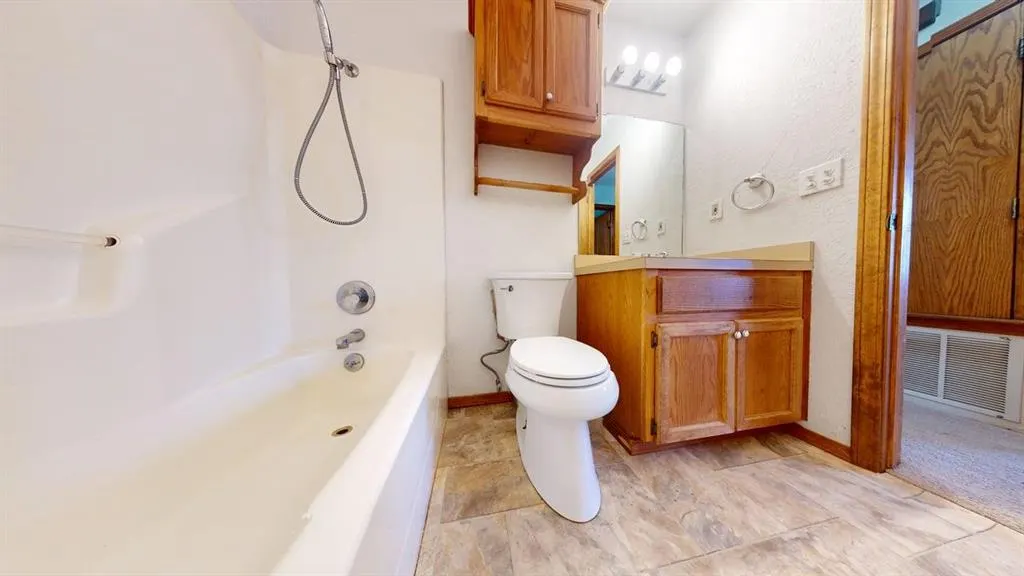 Photo 29 — 405 N Missouri Street, Elmore City, OK 73433