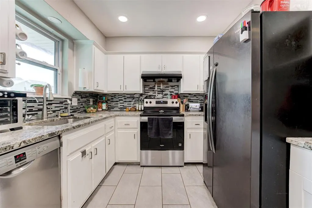 Photo 11 — 804 Smalley Drive, Norman, OK 73071