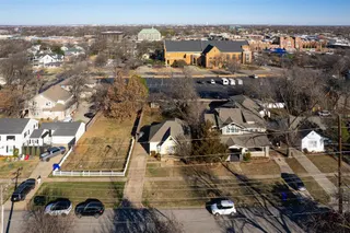 Sold home at 317 W Symmes Street