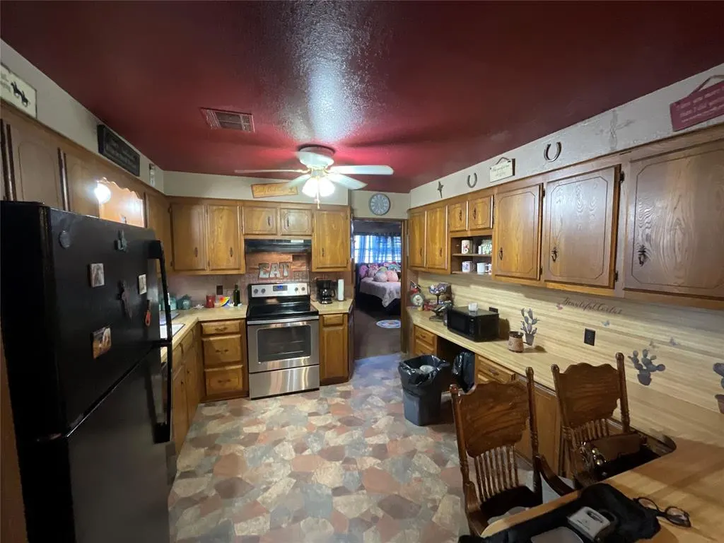 Photo 28 — 708 Town East Ash Street, Carnegie, OK 73015