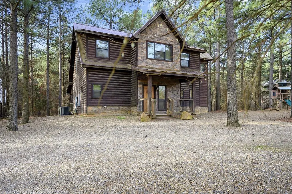 Photo 5 — 318 Camp Ranch Road, Broken Bow, OK 74728