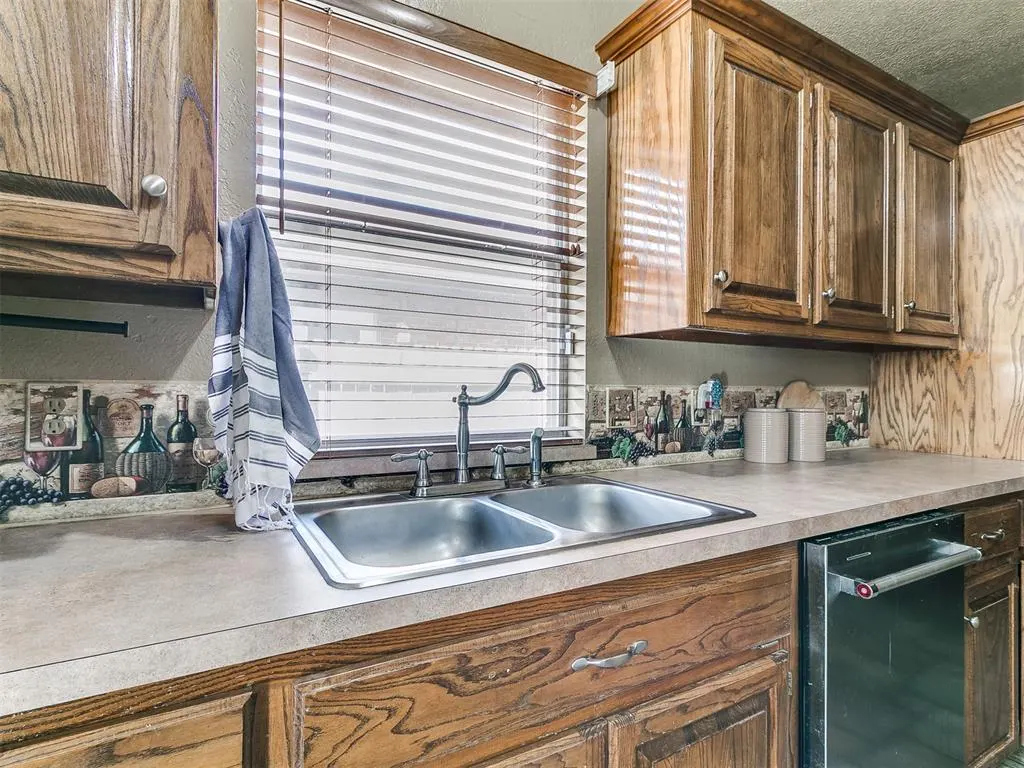Photo 19 — 8525 Curtis Terrace, Oklahoma City, OK 73132