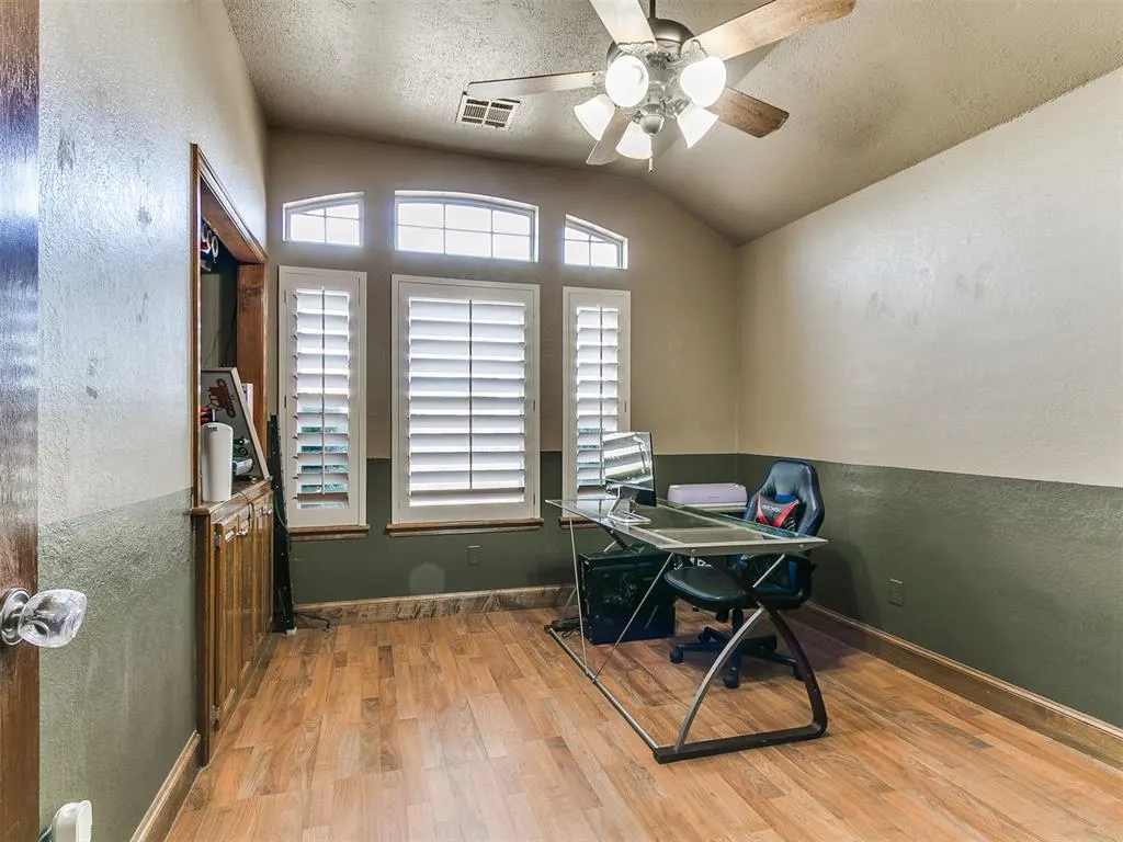 Photo 38 — 8525 Curtis Terrace, Oklahoma City, OK 73132