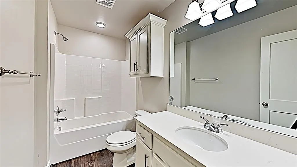 Photo 11 — 5014 Avion Court, Oklahoma City, OK 73135