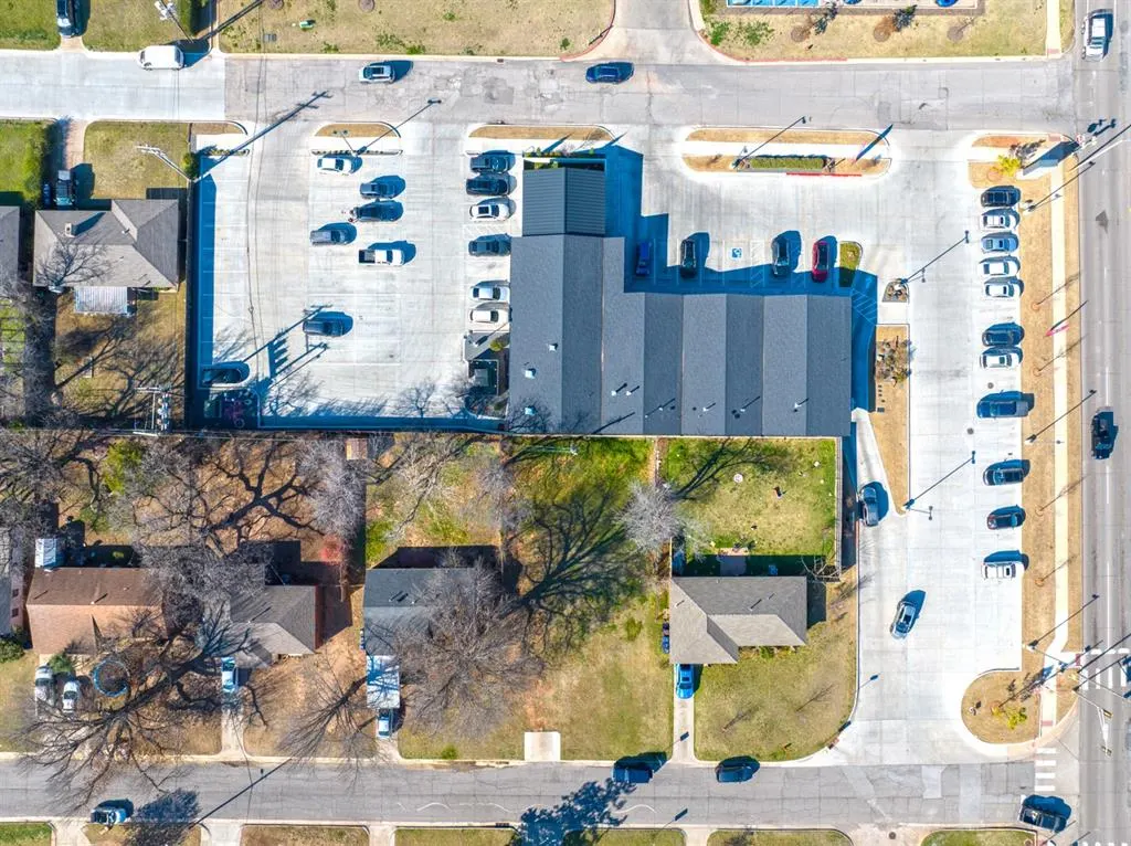 Photo 2 — 2909 Nimitz Boulevard, Oklahoma City, OK 73112
