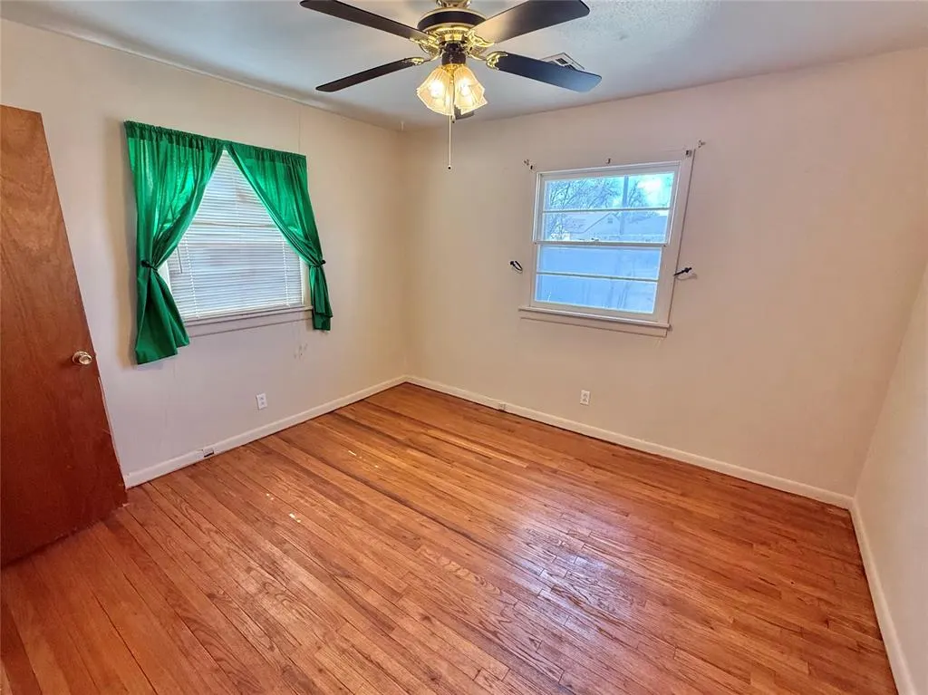 Photo 15 — 1700 N Lee Street, Altus, OK 73521