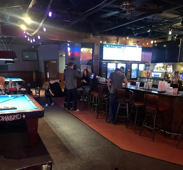 Photo 6 — 8301 Glade Avenue, Oklahoma City, OK 73132