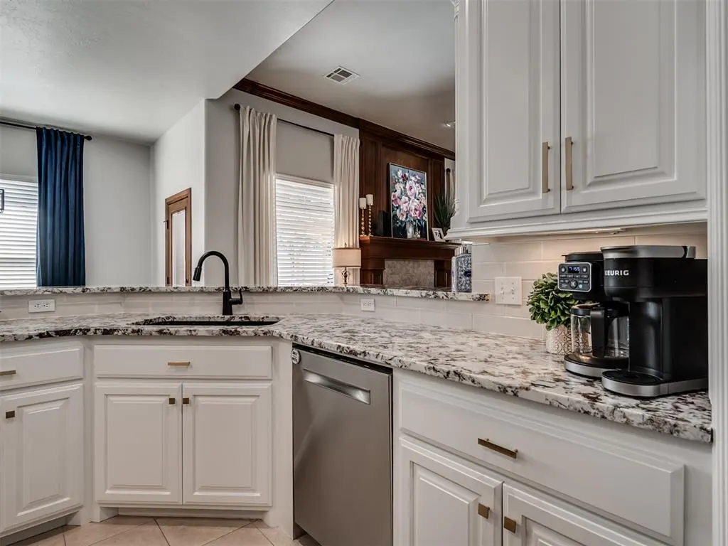 Photo 14 — 2804 SW 137th Street, Oklahoma City, OK 73170
