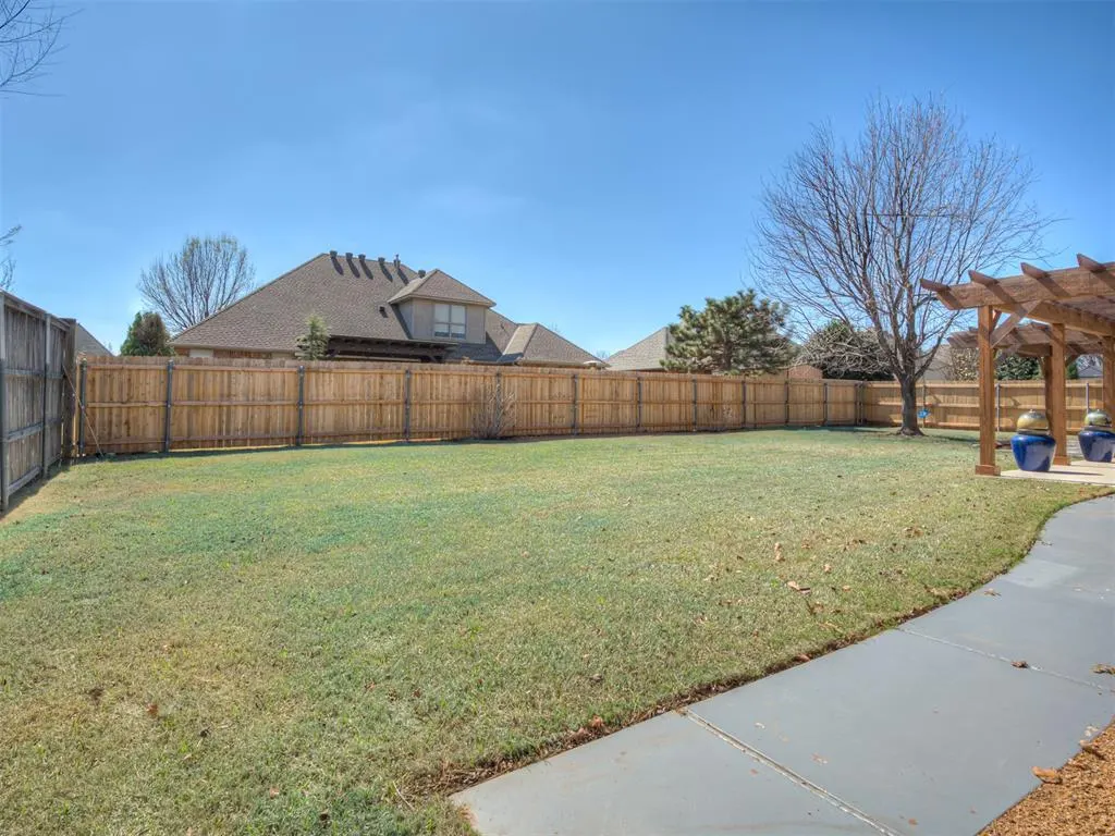 Photo 37 — 2804 SW 137th Street, Oklahoma City, OK 73170