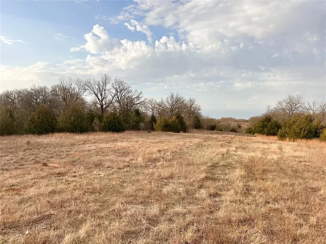 Photo 8 — 36899 Sandy Rock Road, Tecumseh, OK 74873