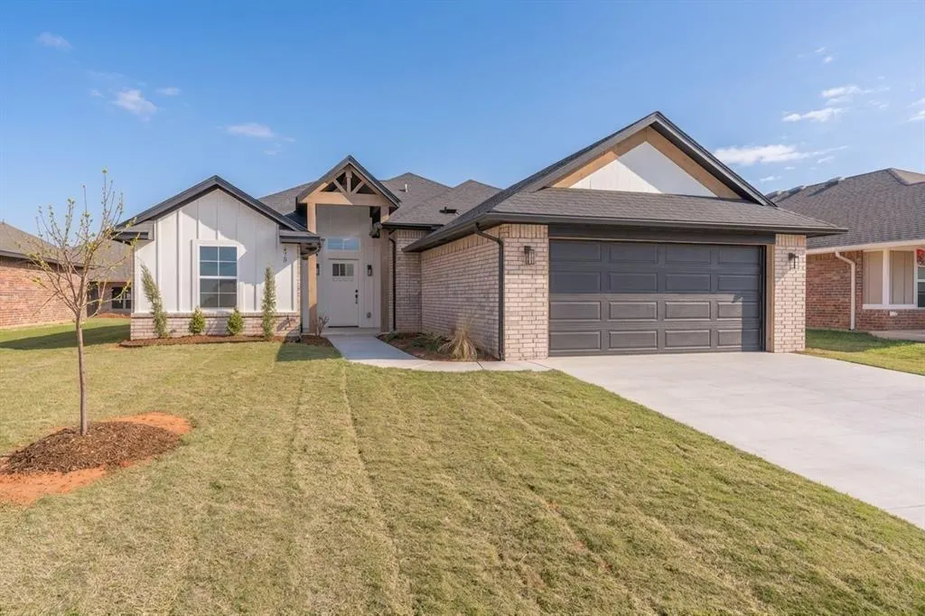 Photo 6 — 478 Hackberry Lane, Washington, OK 73093