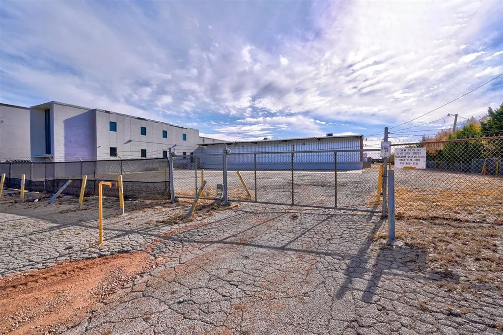 Photo 5 — 36 NE 36th Street, Oklahoma City, OK 73105