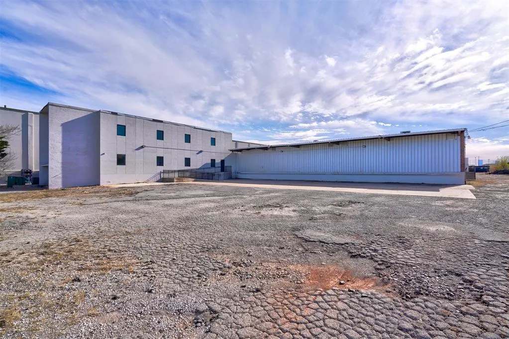 Photo 6 — 36 NE 36th Street, Oklahoma City, OK 73105