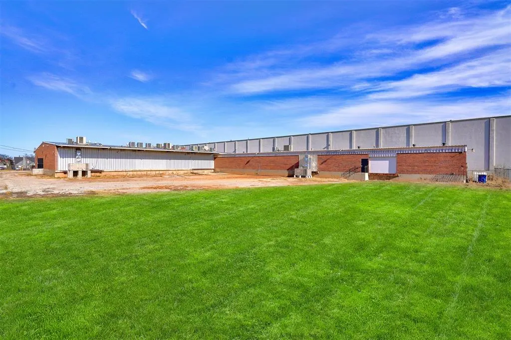 Photo 8 — 36 NE 36th Street, Oklahoma City, OK 73105