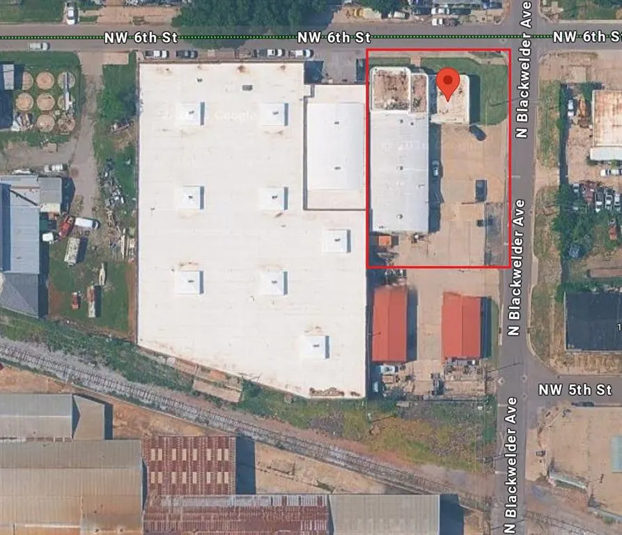 Photo 15 — 1704 NW 6th Street 100, Oklahoma City, OK 73106
