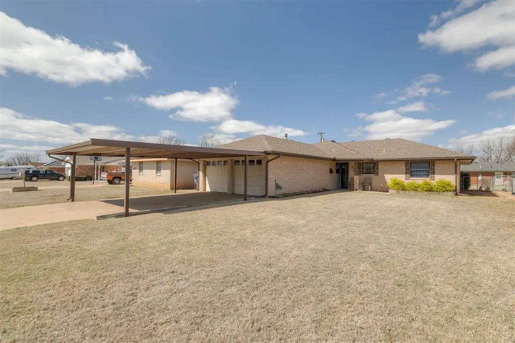 Photo 38 — 605 SW 69th Street, Oklahoma City, OK 73139