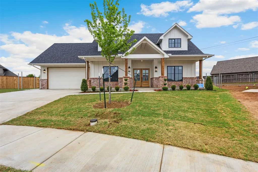 Front exterior — 12701 Cobblestone Curve Road, Oklahoma City, OK 73142