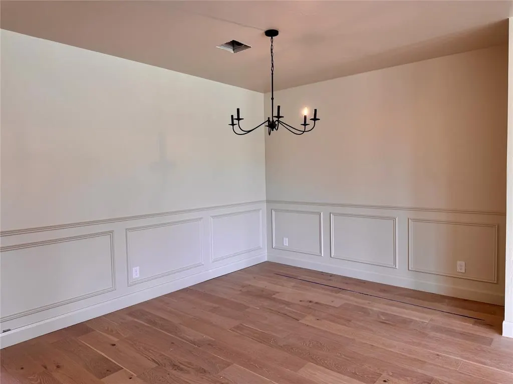 Photo 8 — 12701 Cobblestone Curve Road, Oklahoma City, OK 73142