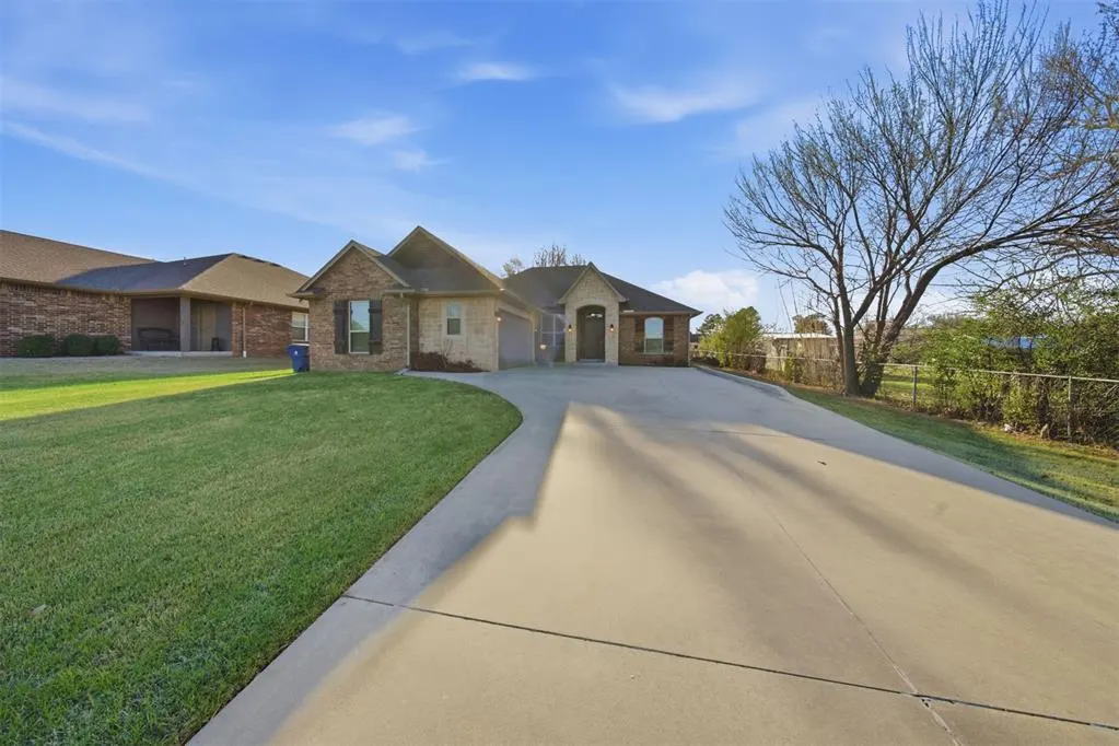 Photo 4 — 2951 Maupin Street, Choctaw, OK 73020