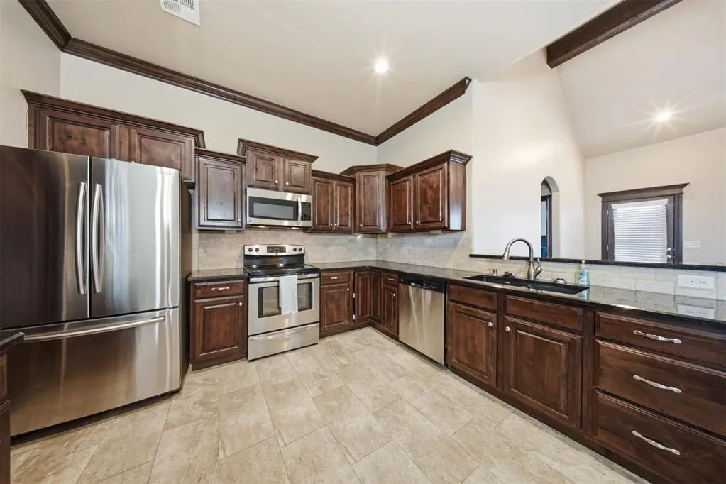 Photo 12 — 2951 Maupin Street, Choctaw, OK 73020