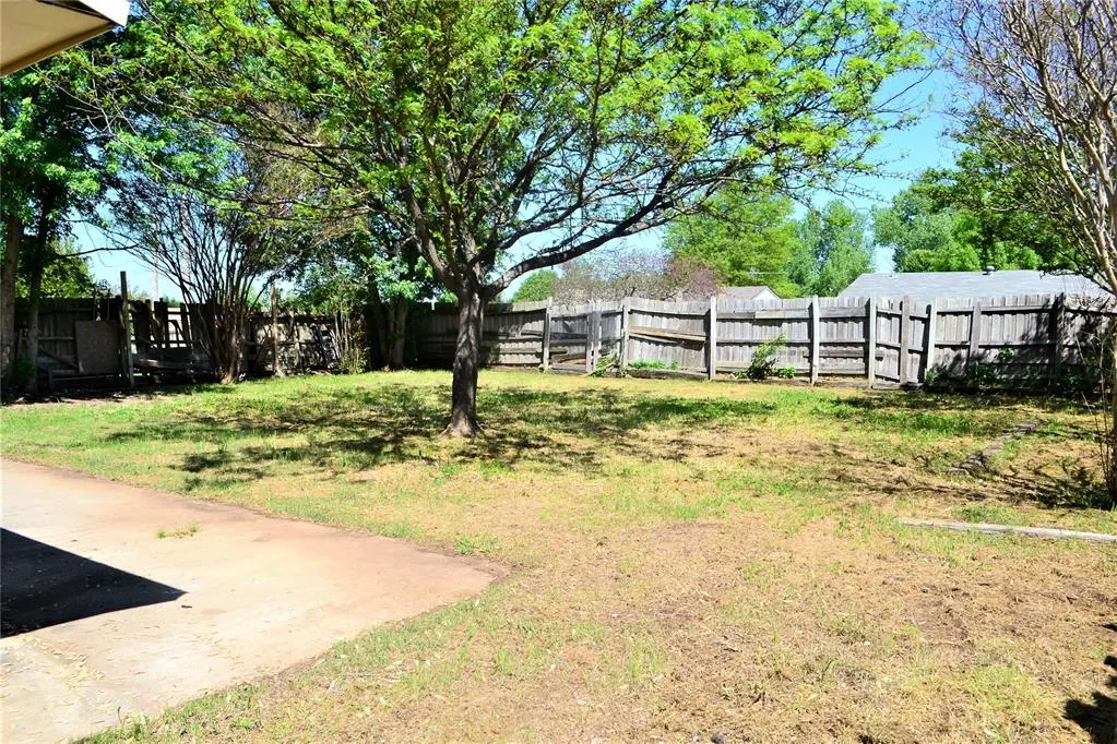 Photo 39 — 1203 N Whispering Glen Street, Tecumseh, OK 74873