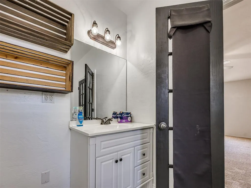 Photo 24 — 2533 SW 16th Street, Newcastle, OK 73065
