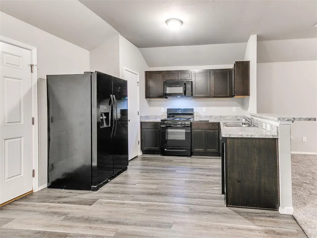 Photo 21 — 1608 Chuck Wagon Drive, El Reno, OK 73036