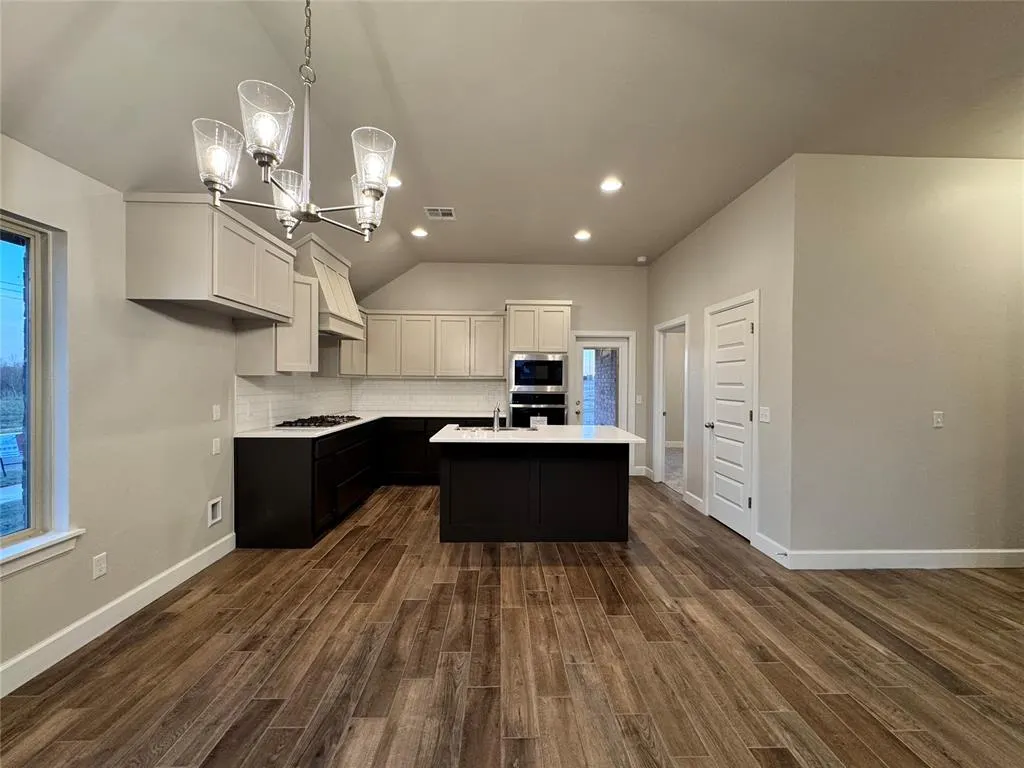 Photo 6 — 9300 NW 143rd Street, Yukon, OK 73099