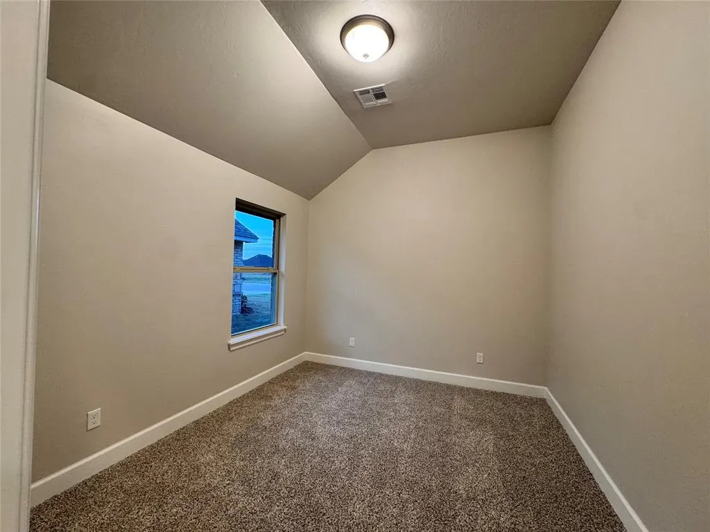 Photo 21 — 9300 NW 143rd Street, Yukon, OK 73099